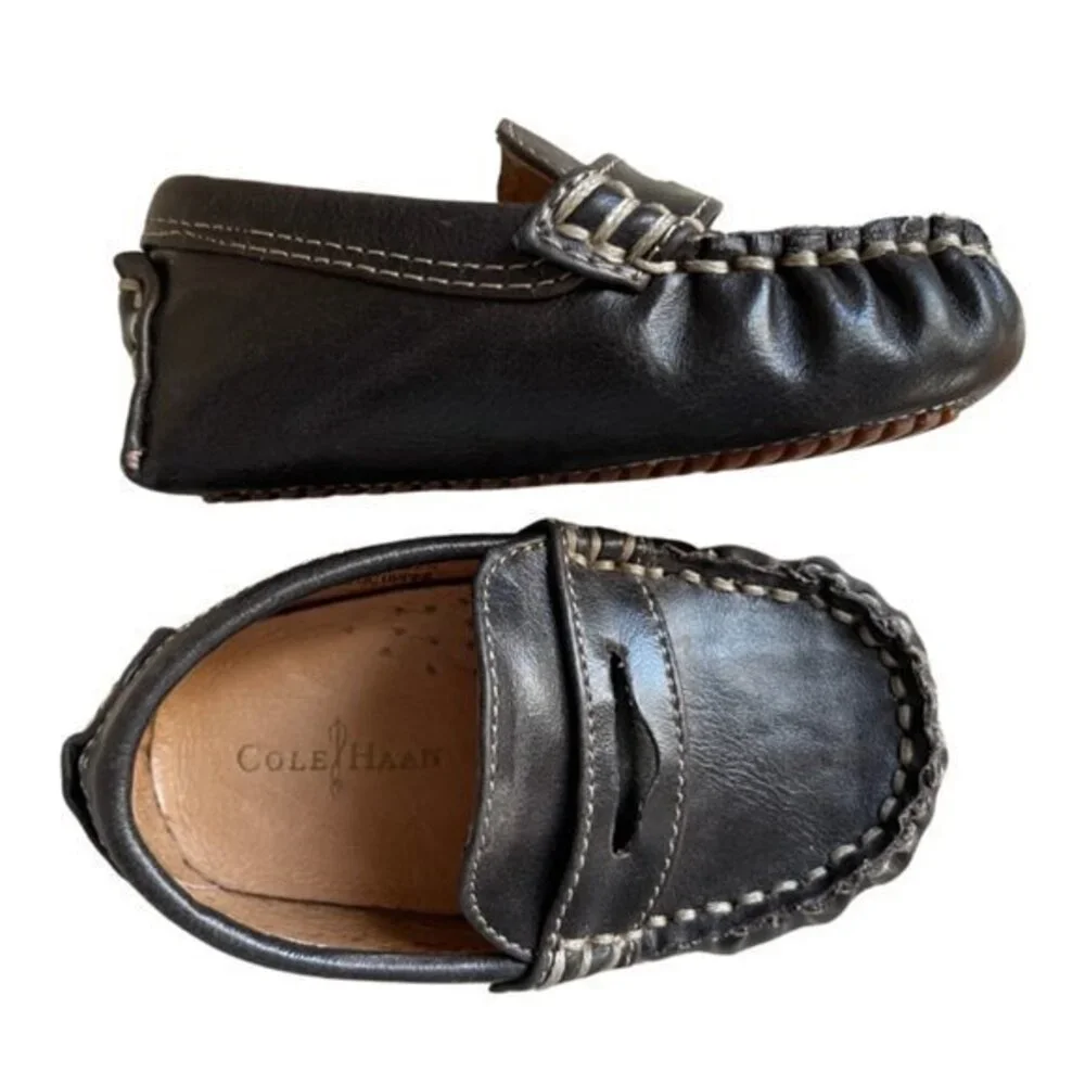 Cole Haan Mini Moc Stich - Size 3